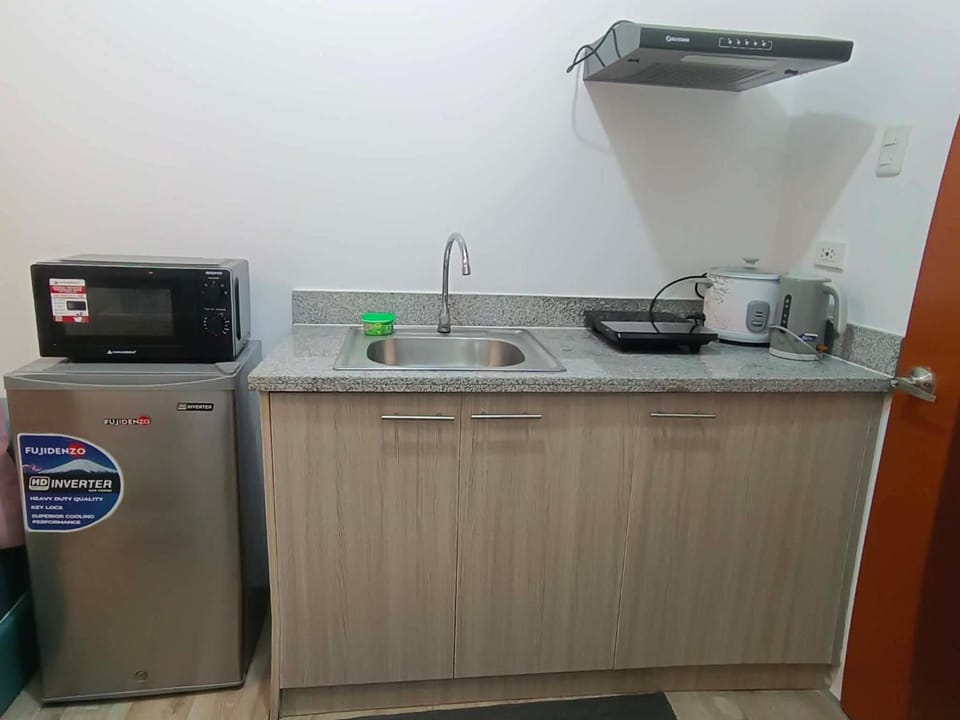 Hailey's Place Unit 3 Bed and Breakfast in Bacolod