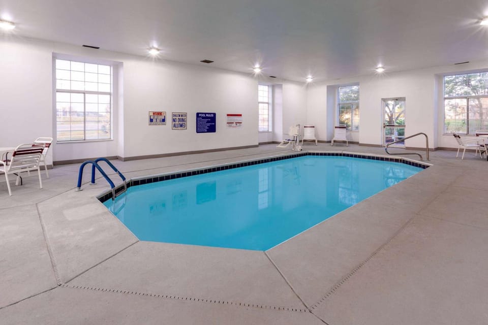 Microtel Inn & Suites by Wyndham Sunbury/Columbus North Hotel in Ohio