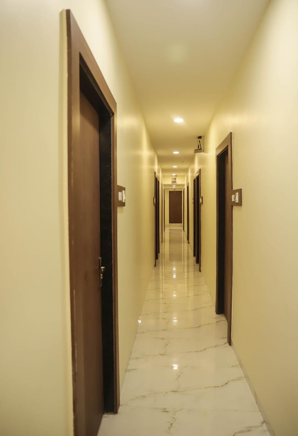 Hotel Mantra Residency Hotel in Thane