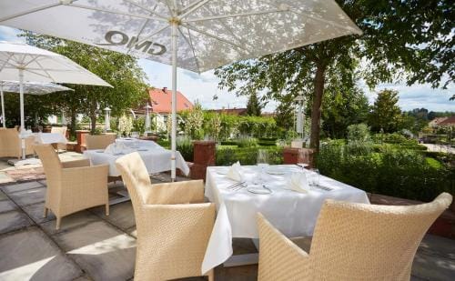 Schlossl Oberotterbach Hotel in Rhineland-Palatinate