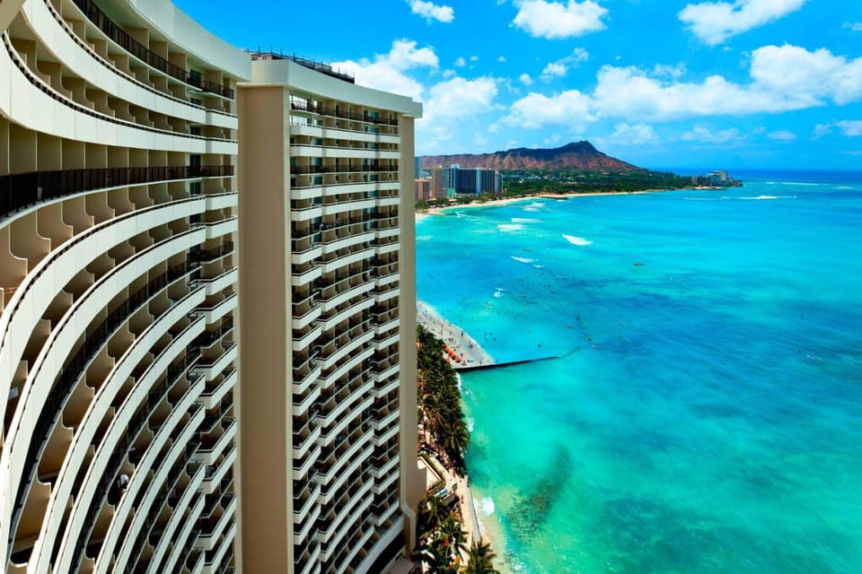 Sheraton Waikiki Beach Resort Hotel in Honolulu
