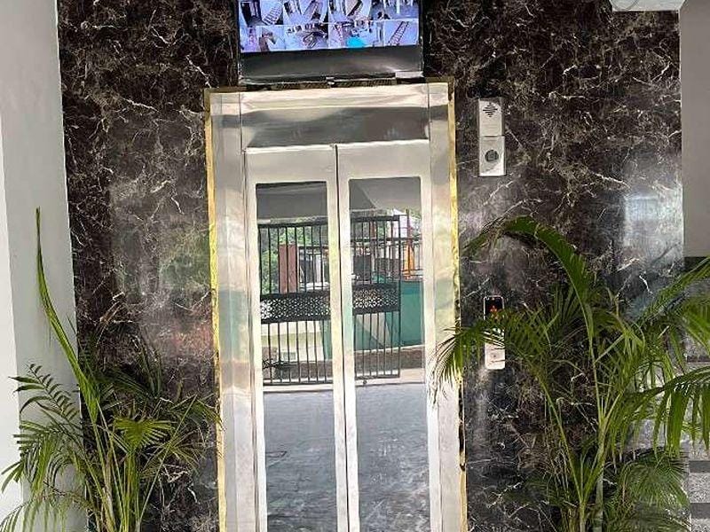 Devoyy In Rishikesh Tapovan by Rovers Nest Hotel in Rishikesh