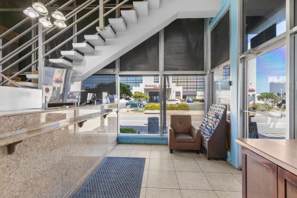 Atlantic Inn Hotel in Virginia Beach