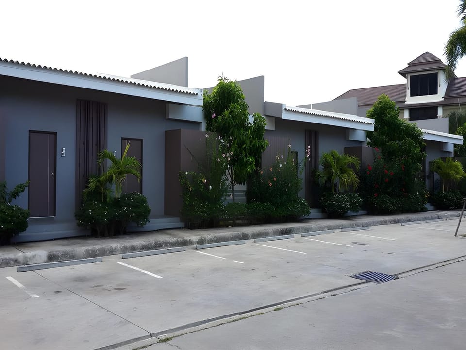 Sritrakul Place Hotel in Pattaya City