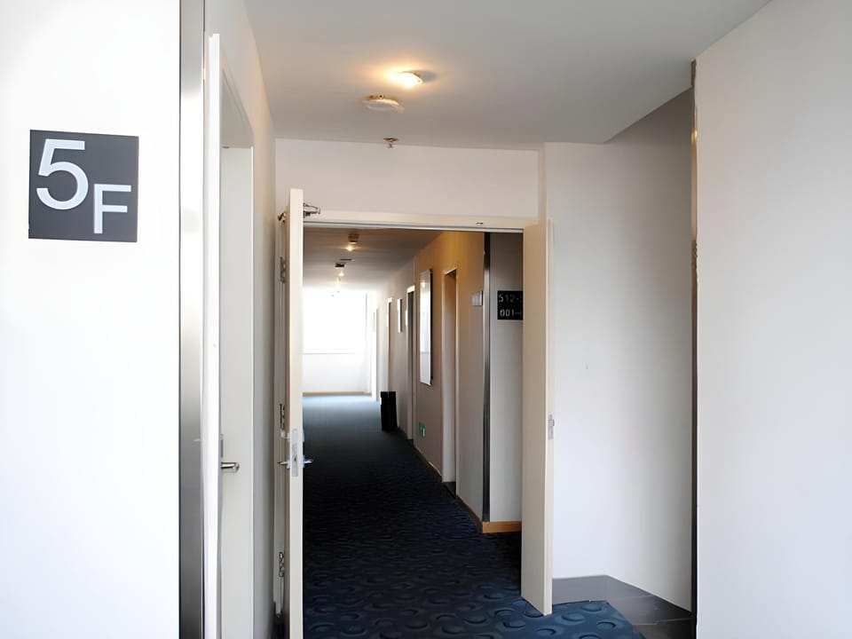7 Days Inn Hangzhou Wulin Square Airport Shuttle Station Branch Hotel in Hangzhou