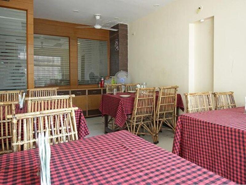 V4Y Hotel Lower Tapovan  Hotel in Rishikesh
