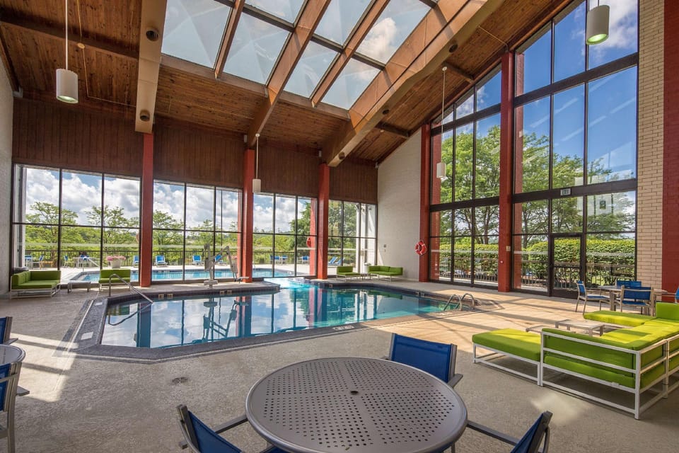 DoubleTree by Hilton Pittsburgh - Cranberry Hotel in Pennsylvania