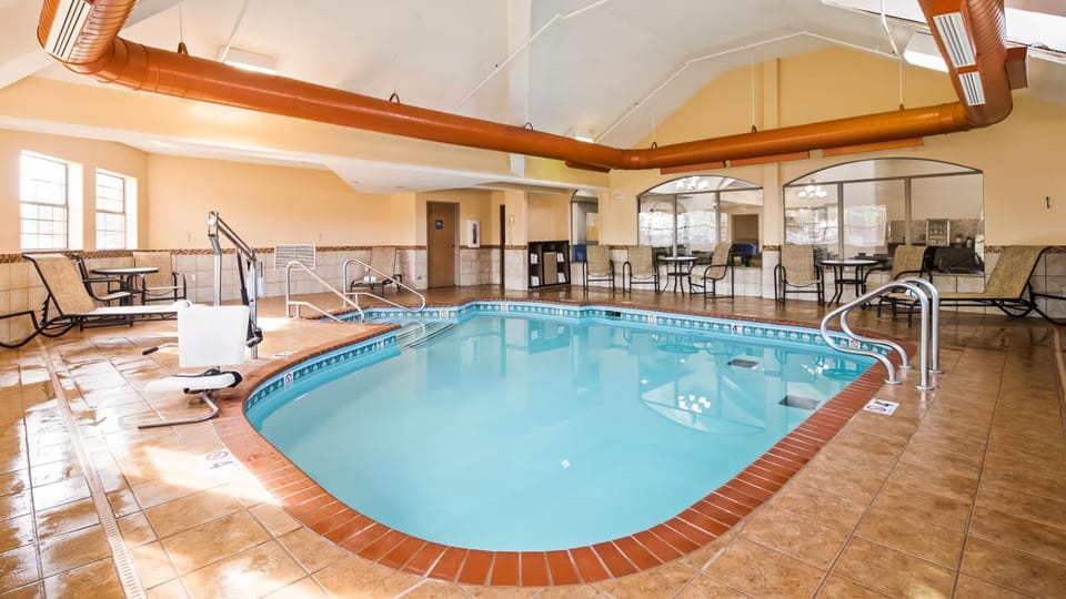 Best Western Plus Tulsa Inn & Suites Hotel in Tulsa