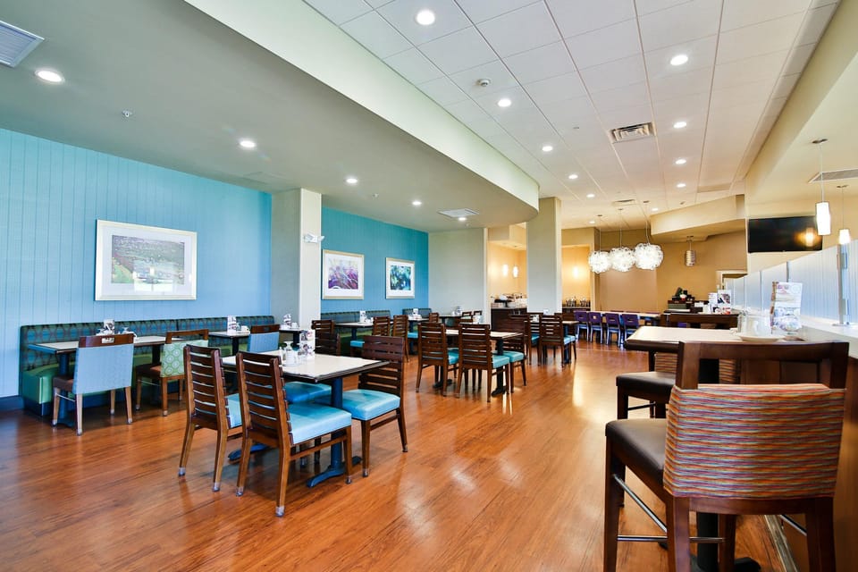 Holiday Inn Bismarck By IHG Hotel in Bismarck