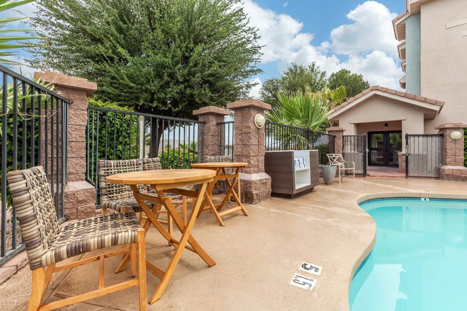 La Quinta Inn & Suites by Wyndham Tempe University / Phoenix Hotel in Tempe