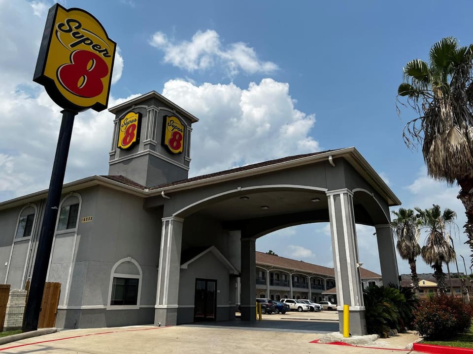 Crystal Inn Houston North I-45 Hotel in Harris County