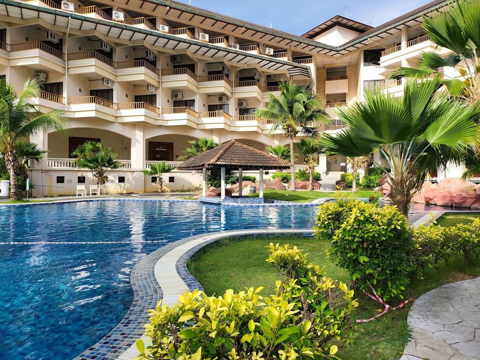 Private pool