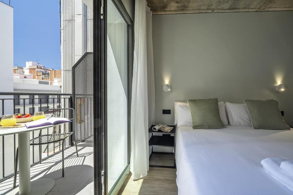 Chloe - Habitat Apartmens Apartment hotel in L'Hospitalet de Llobregat