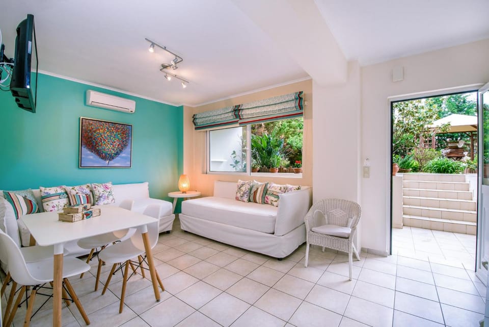 Stamatakis Boutique Studios Hotel in Platanias