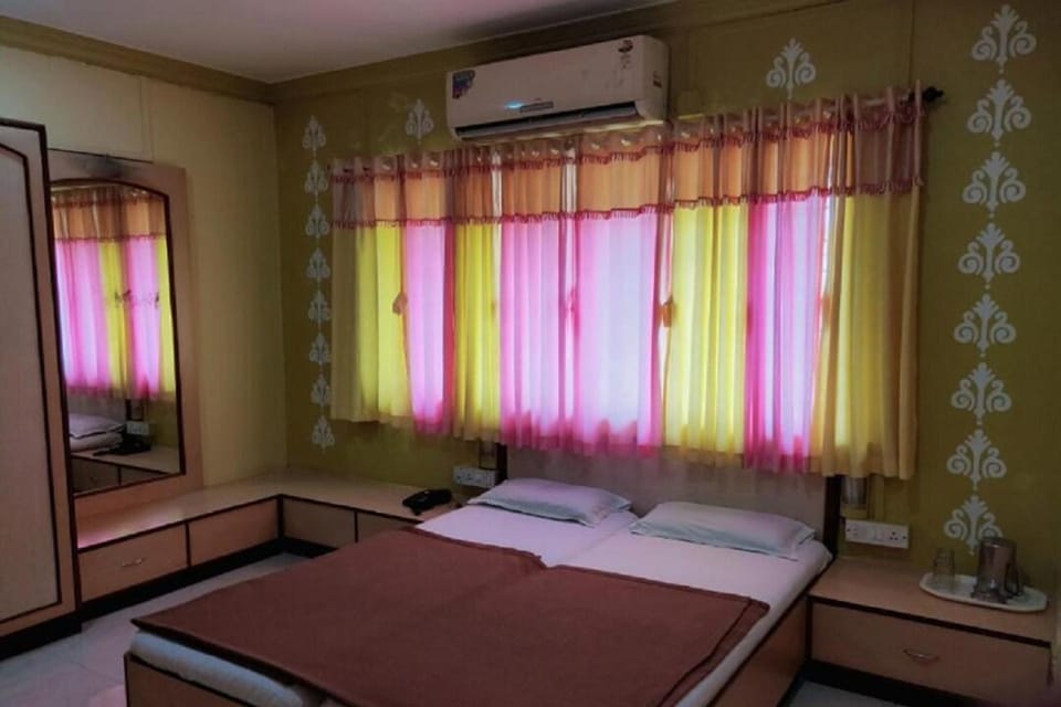 Hotel Ayodhya Hotel in Maharashtra