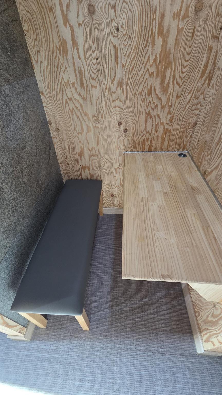 로컬브릿지호텔 Hotel in South Korea