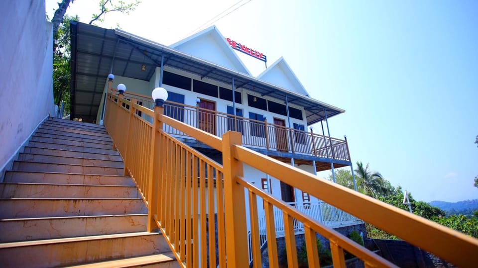 Rose valley  Hotel in Kerala