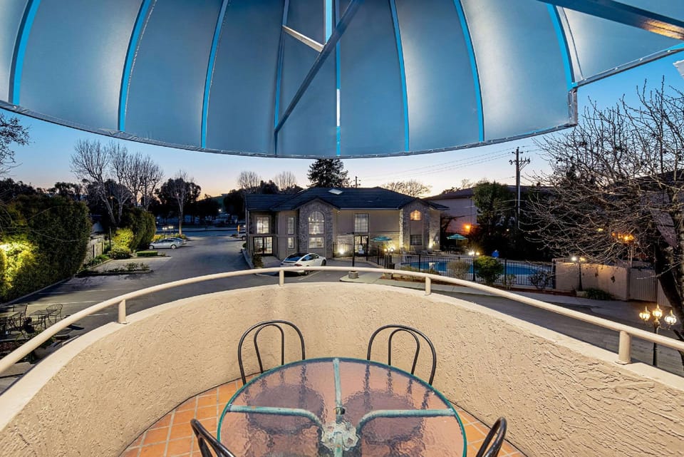 Clarion Inn Silicon Valley Hotel in San Jose