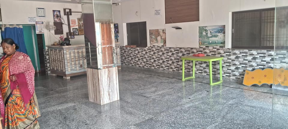 Shri Radhe Krishn Palace Rajgir Hotel in India