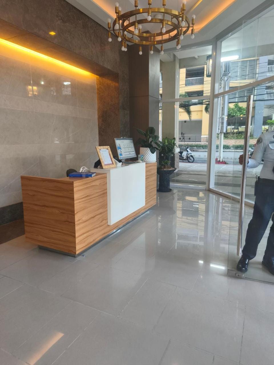 Alpha & Luna Serenity Suites  Inn in Quezon City