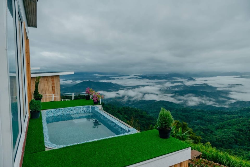 Private pool
