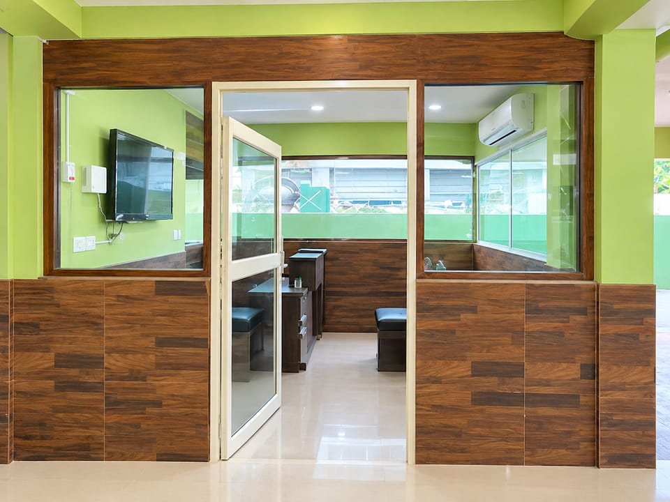 Goroomgo Hotel Elite Premium Puri  Hotel in Puri
