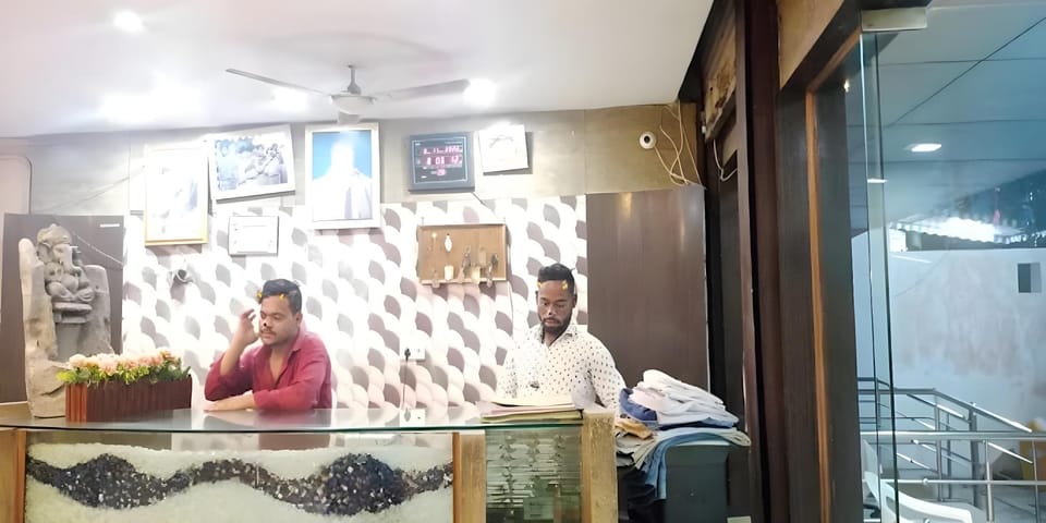 Hotel Om Palace Jhansi Hotel in Uttar Pradesh