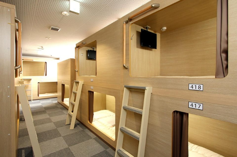 Cupsule Hotel & Sauna Refle Hotel in Japan