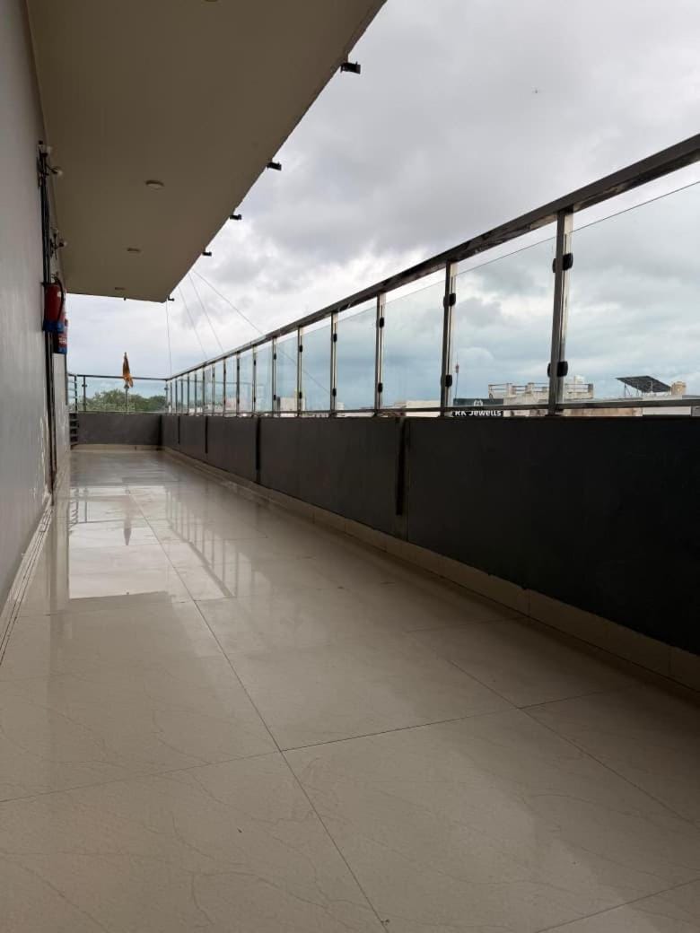 Hotel Krishnandan Bed and Breakfast in Uttar Pradesh