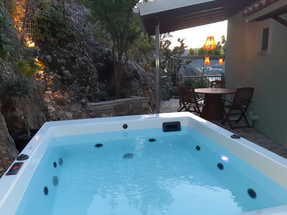 Paraskevi's Luxury Studios Apartment hotel in Peloponnese, Western Greece and the Ionian