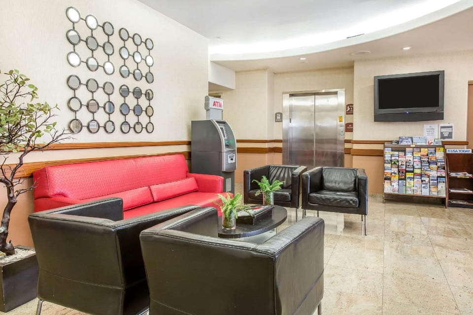 Econo Lodge Hotel in West Haven
