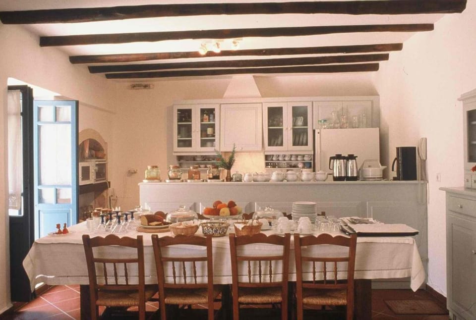 Villa Kynthia Hotel in Panormos in Rethymno