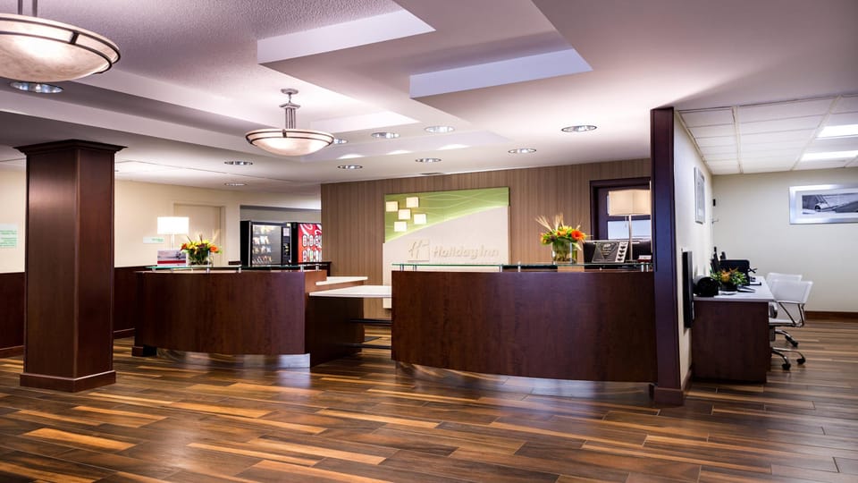 Holiday Inn Hotel & Suites Warren By IHG Hotel in Warren