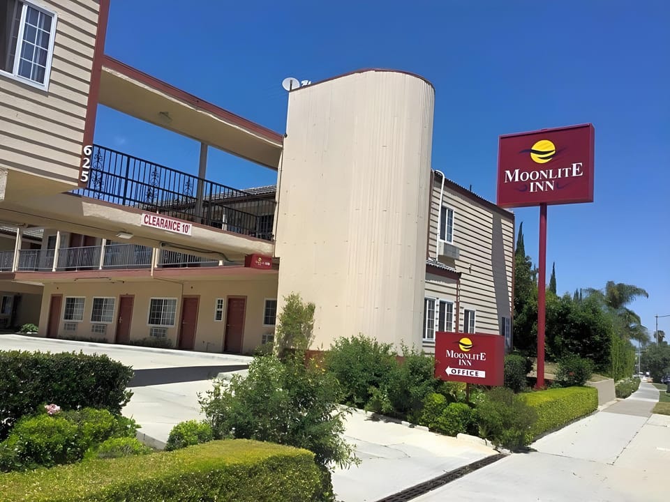 Moonlite Inn Hotel in Redondo Beach