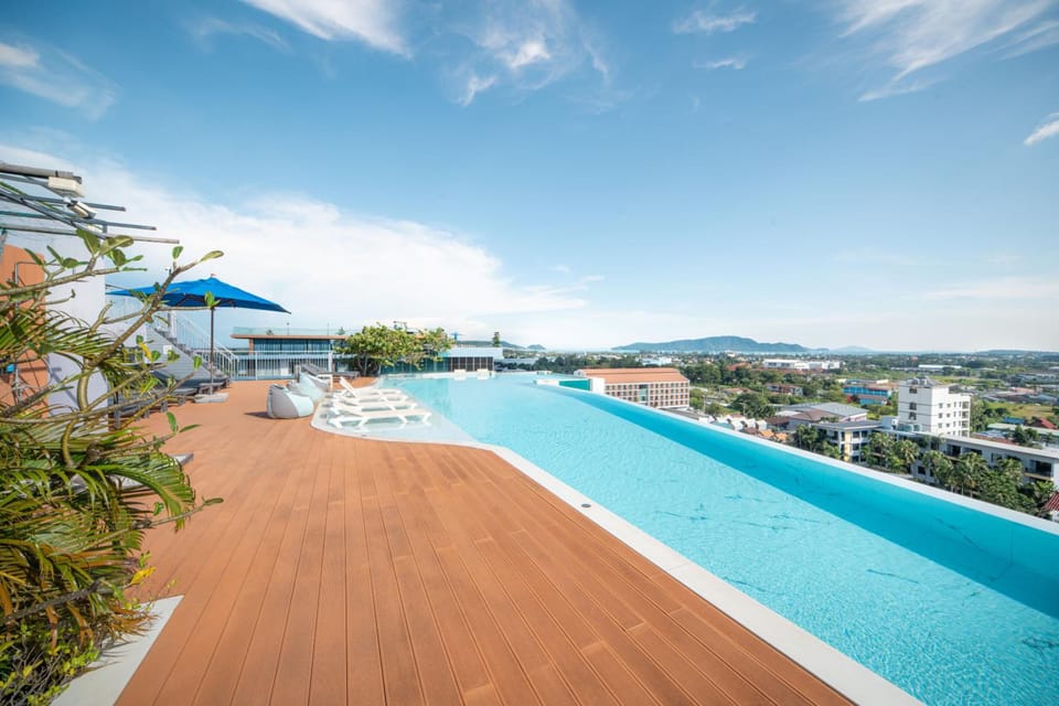 The Blue Hotel Hotel in Chalong