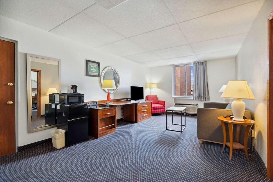 Suite room