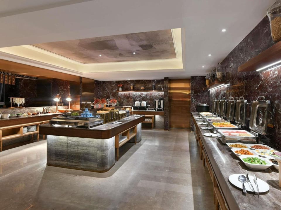 Mercure Chengdu Jiuyanqiao Hotel in Chengdu