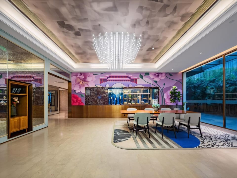 Mercure Chengdu Jiuyanqiao Hotel in Chengdu