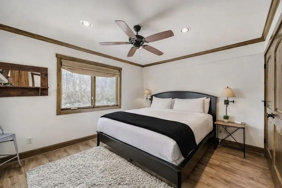 Stargazer 115 3 Bedroom Townhouse by RedAwning Hotel in Park City