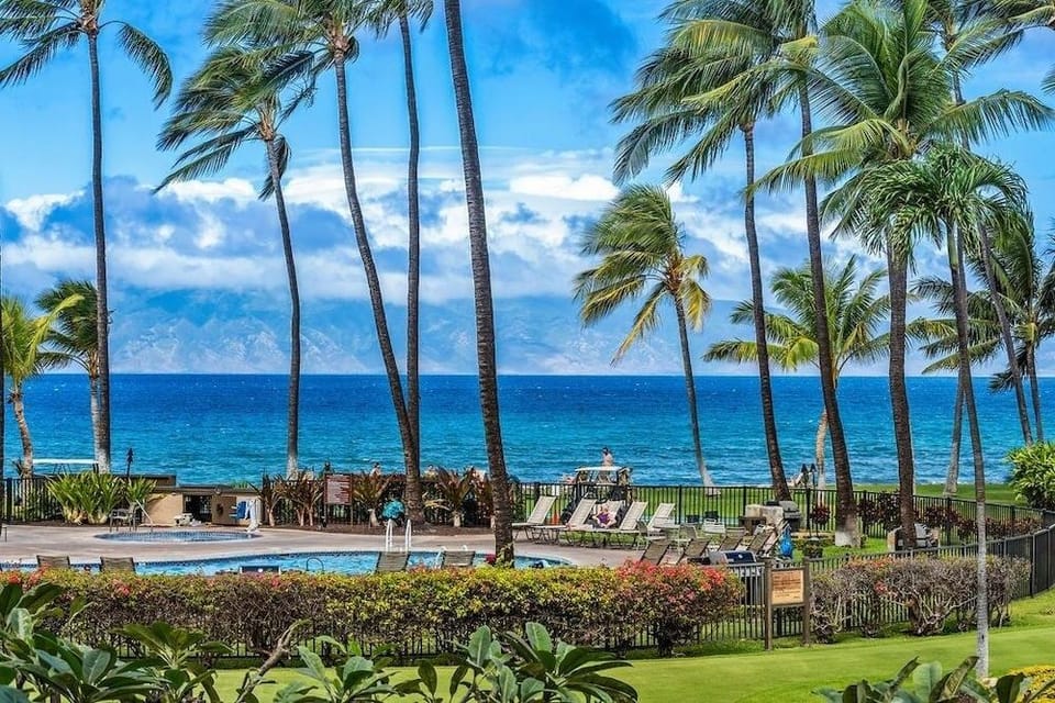 Papakea H107 1 bedroom, 1 bath OceanView 1 Condo by RedAwning Hotel in Kaanapali