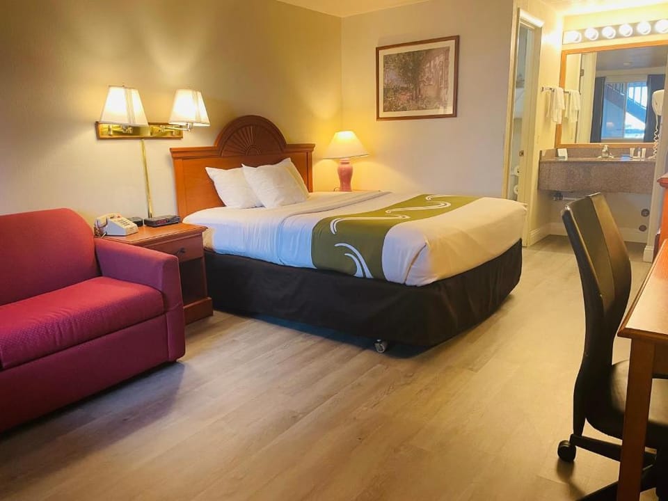 Americas Best Value Inn Sandpoint Hotel in Sandpoint