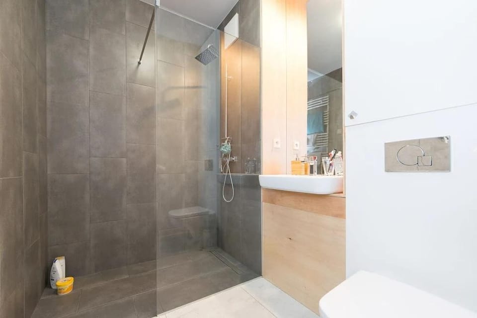 Main Trainstation one bedroom AC p4you Hotel in Krakow