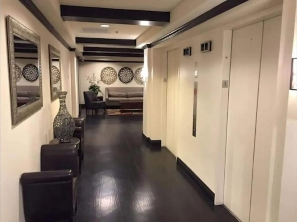 Stay Together Suites | Strip View PH Hotel in Las Vegas Strip