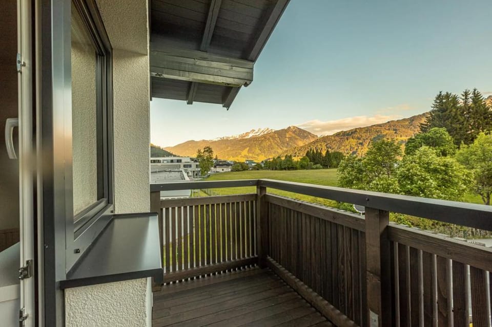 Tevini Alpine Apartments - Glocknerblick Hotel in Zell am See