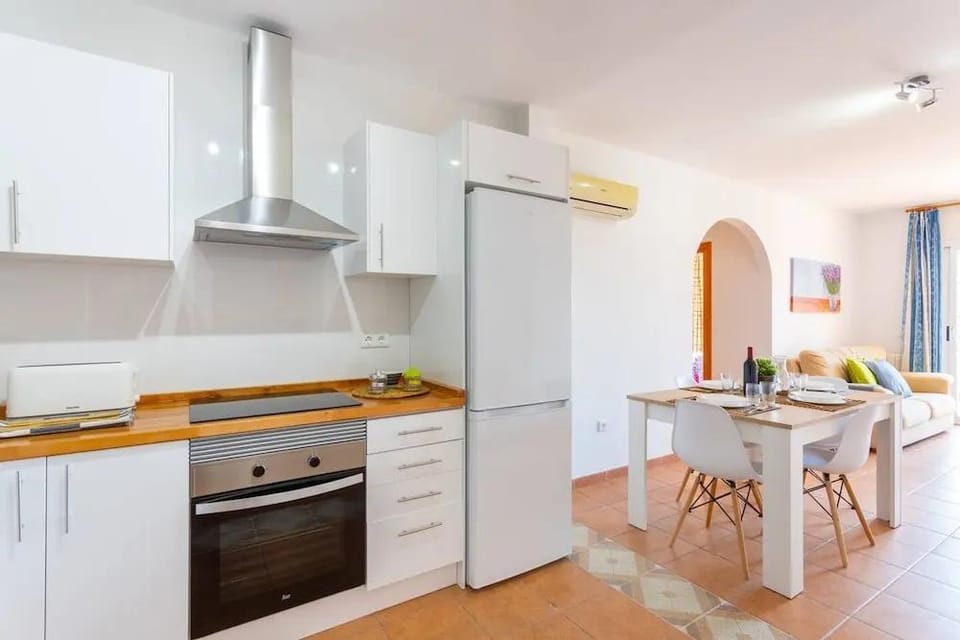 Apartamento Ladera Solset Hotel in Axarquía