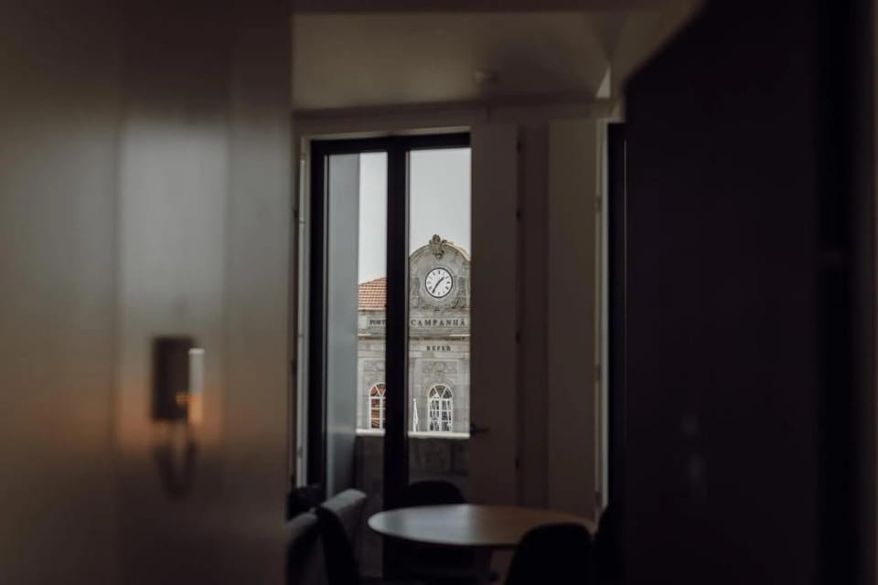Courtyard Oporto Design Apartment D Hotel in Porto
