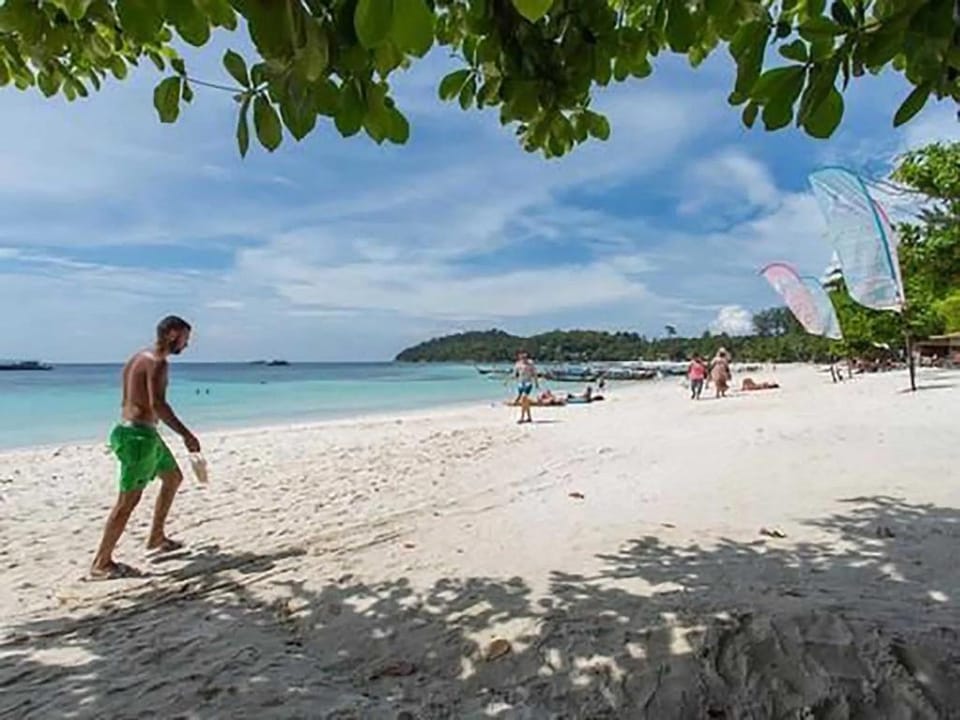 A Plus Hotel Koh Lipe - Hostel Hotel in Thailand