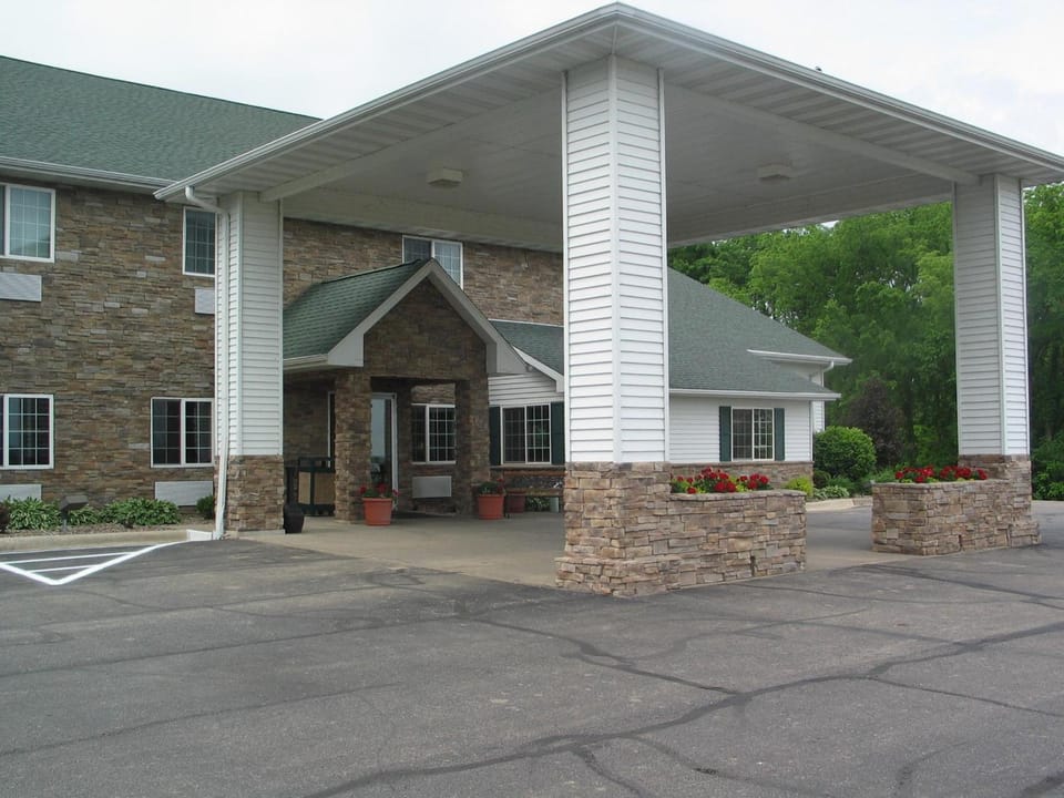 Savanna Inn & Suites Hotel in Illinois