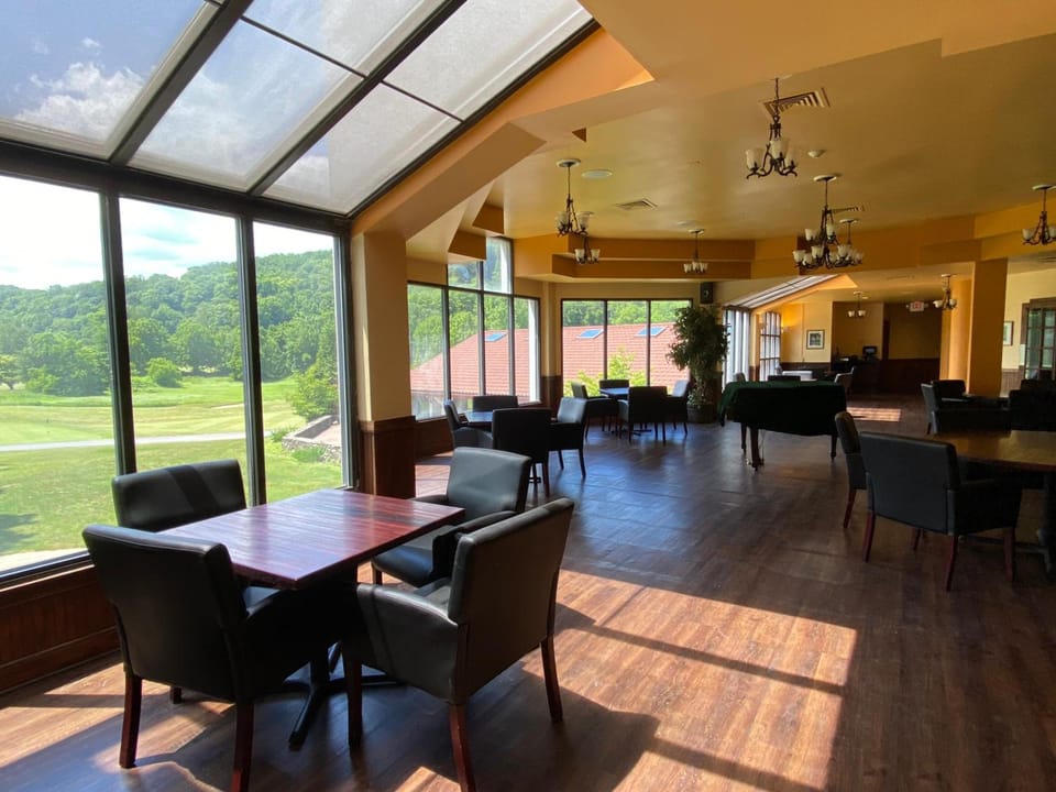 Shawnee Inn and Golf Resort Resort in Pocono Mountains