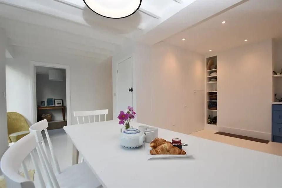 Seaside Retreat - Rye Harbour Hotel in Rother District